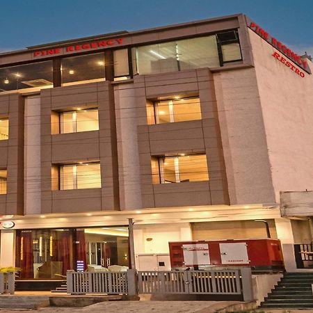 Hotel Pine Regency - Aravali'S Peak View Udaipur Exterior foto